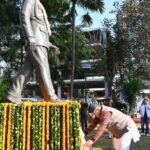 देश के प्रथम सीडीएस जनरल बिपिन रावत की तृतीय पुण्यतिथि पर उन्हें भावपूर्ण श्रद्धांजलि देते सैनिक कल्याण मंत्री गणेश जोशी।