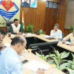 स्वयं सहायता समूहों द्वारा निर्मित उत्पादों को बढ़ावा देने मे जुटी धामी सरकार, मुख्य सचिव ने सभी अधिकारियों को दिये ज़्यादा से ज़्यादा उपयोग करने के निर्देश