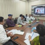धामी सरकार का अल्टीमेटम : मरीजों की जिंदगी से नहीं होगा खिलवाड़, रैफर प्रक्रिया होगी जवाबदेह