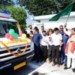 मुख्यमंत्री पुष्कर सिंह धामी ने 09 मोबाइल मेडिकल यूनिट (एम्बुलेंस) को हरी झंडी दिखाकर किया रवाना।