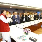 उत्तराखण्ड राज्य की रजत जयंती वर्ष के अवसर पर मुख्यमंत्री पुष्कर सिंह धामी ने प्रवासी उत्तराखण्डी अधिवक्ताओं के साथ किया संवाद।