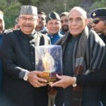 सैनिक कल्याण मंत्री गणेश जोशी ने केंद्रीय रक्षा मंत्री राजनाथ सिंह को नई दिल्ली के लिए शुभकामनाओं सहित किया विदा।