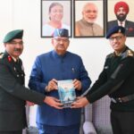 सैनिक कल्याण मंत्री गणेश जोशी से एम.एच. हॉस्पिटल के कमाण्डेंट ब्रिगेडियर प्रफुल्ल मोहन ने की भेंट, गोल्फ कार्ट के लिए मंत्री का जताया आभार