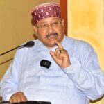 महाराज ने दृष्टि की मृत्यु पर गहरी संवेदना व्यक्त कर उनके पिता को ढांढस बंधाया।