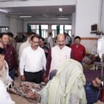 एक्शन मोड में स्वास्थ्य मंत्री सुबोध उनियाल अस्पताल पहुंच मरीजों से जाना हाल, लापरवाही पर चेतावनी