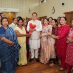 पुष्कर सिंह धामी की जनसुनवाई में उमड़ी भीड़: सड़क, पानी, बिजली समेत समस्याओं पर त्वरित कार्रवाई के निर्देश